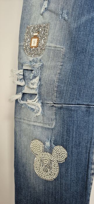 Spodnie damskie jeans z naszywkami S 36
