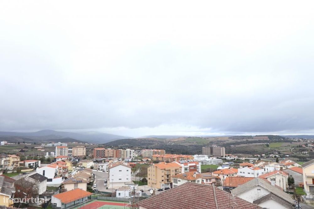 Apartamento T3 Renovado - Bragança