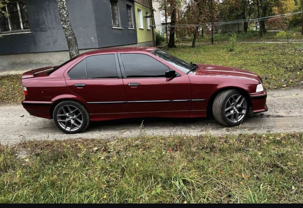 Продам BMW 3 Series 1991
