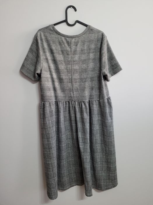 Sukienka oversize Reserved rozmiar L