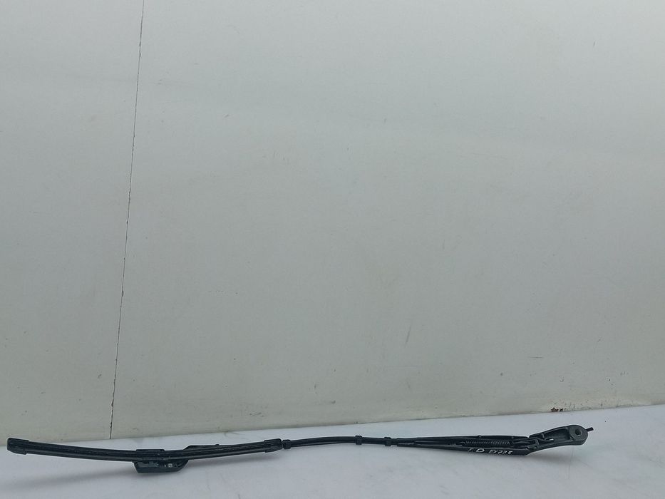 Haste / braço de escova limpa vidros frente direita PEUGEOT 5008 II (M