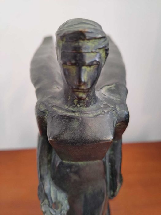 Escultura alada em bronze / trofeu SNI - escultor António Duarte