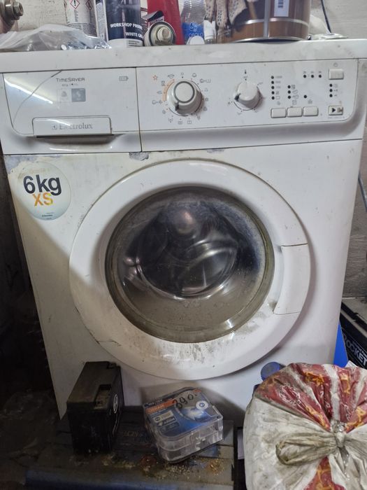 Пральна машинка Електролюкс