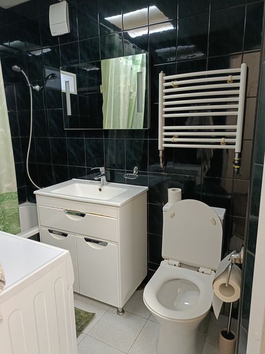 Сдам двухкомнатную квартиру. Проспект Свободы