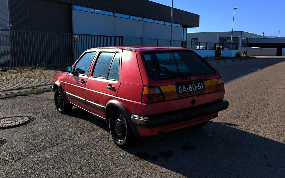 VW GOLF MK2 1.3 GT 5 PORTAS 1989 – O Clássico que ainda faz sonhar!
