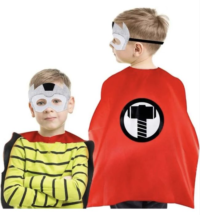 Дитячий карнавальний костюм плащ, маска і браслет