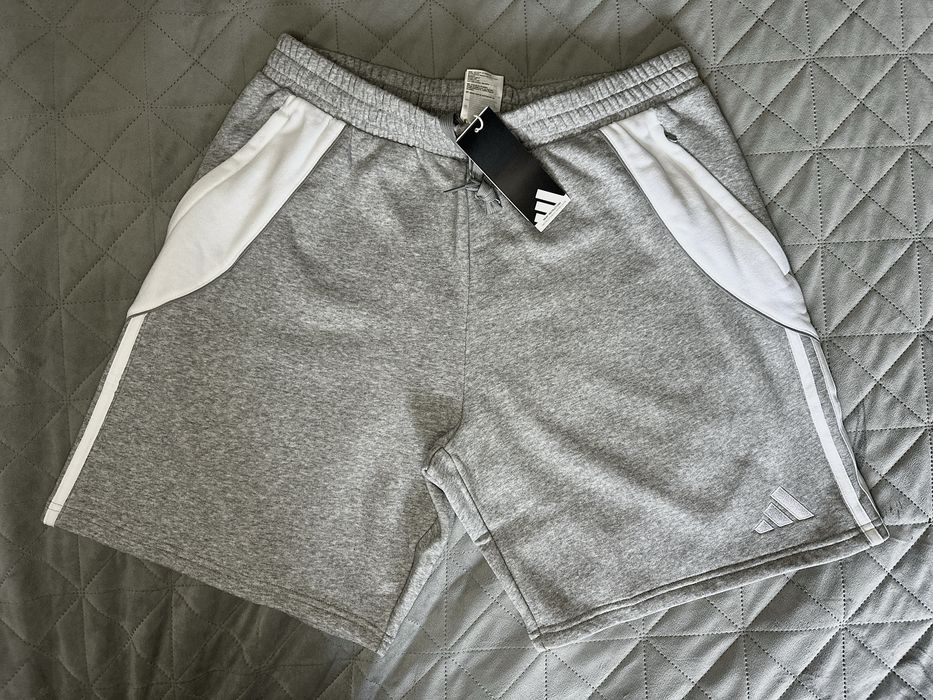 Оригінальні шорти від Adidas Tiro 24