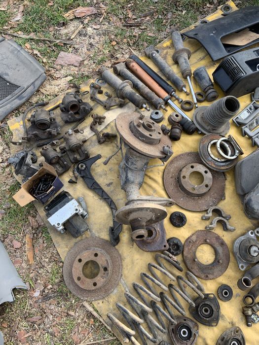 Кузов ауди а6 с4 100 та Запчастини