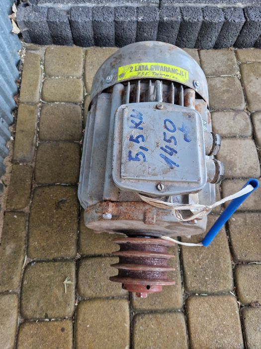 Silnik elektryczny 5,5 kw uszkodzony