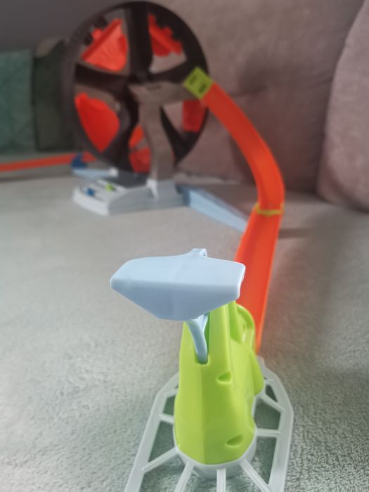 Hot wheels zestaw towarów zakręcona opona