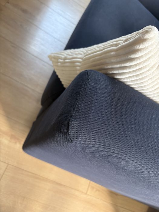 Granatowe pokrycie kanapy sofy Vimle trzyosobowa nierozkladana Orrsta