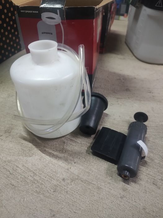 Насос ручний для бензину та мастила Einhell, пластик, 1.6 л