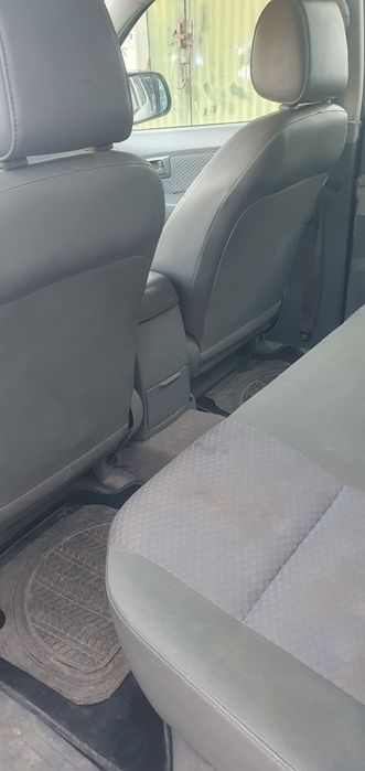oyota Hilux 2.4 D-4D Cabine Dupla (5 Lugares) – 2008 – Nacional