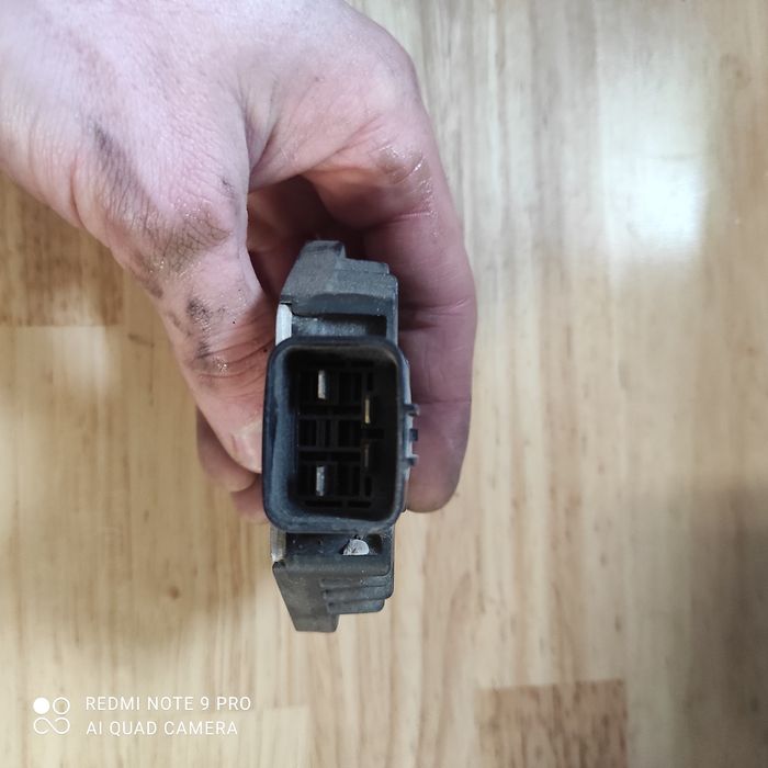 regulator napięcia wtrysk czujnik crf 450 09-