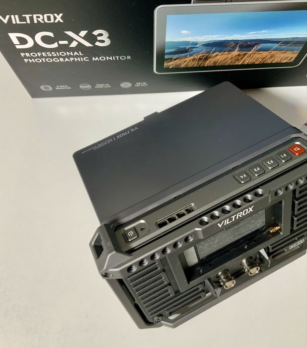 BLACKMAGIC PYXIS 6K EF — Kit Cinema Completo