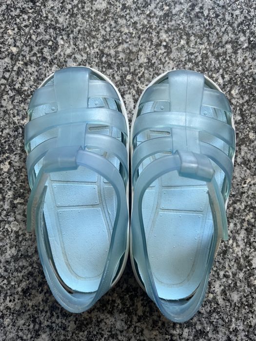Sandalias de borracha azul celeste
