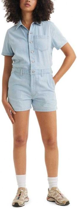 Levis macacão curto para mulher