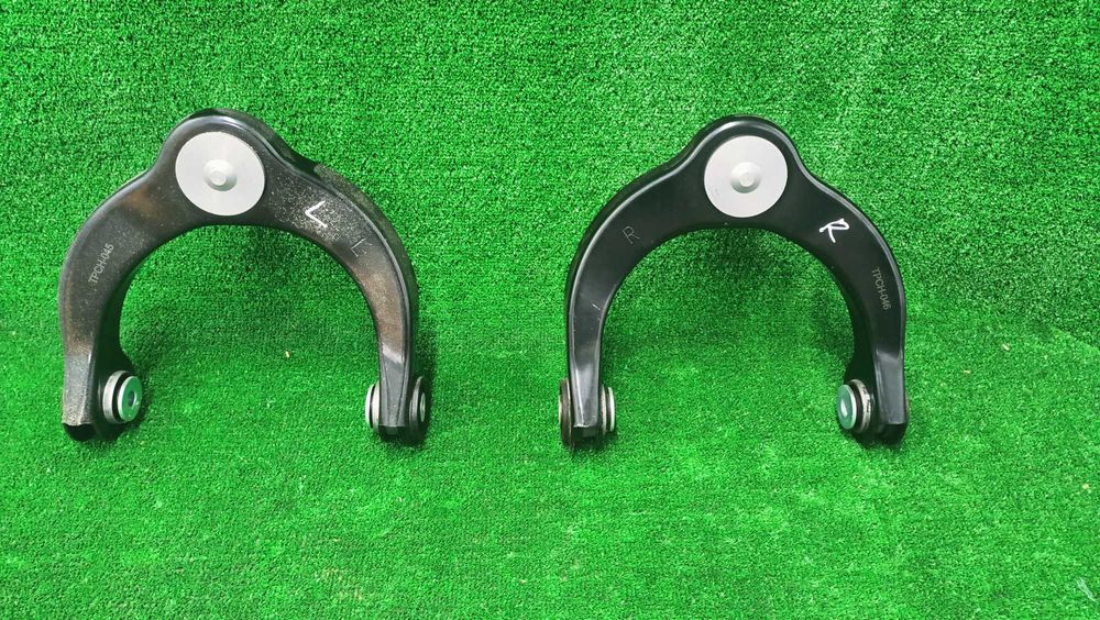 Амортизатор ричаг стабілізатор Grand Cherokee WK2