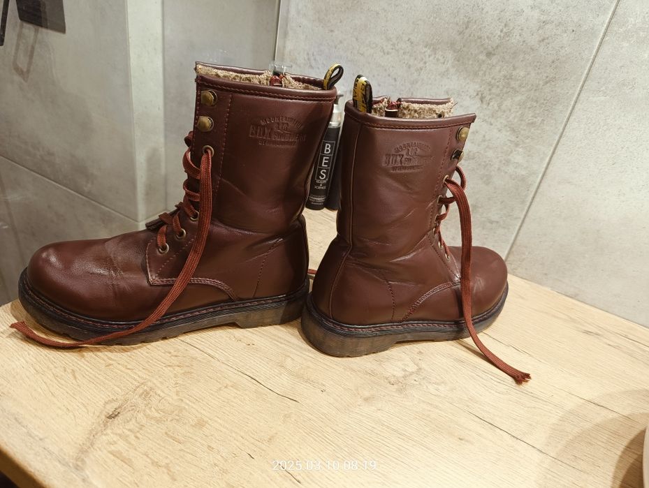 Trapery firmy BDX Fooywear