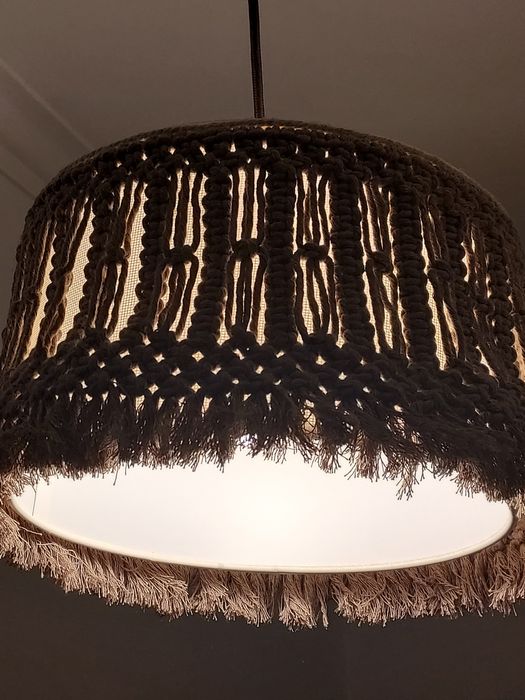 Abajours de candeeiros de tecto em Macrame