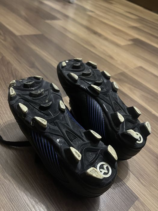 Дитячи Сороконіжки, футбольні бутси, кросівки 17 см, чорні