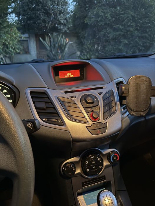 Vendo Ford fiesta em bom estado