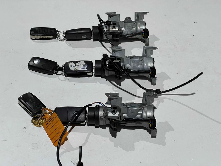 Замок зажигания Шкода А5 Гольф 5 замок запалювання Skoda A5 Golf 5