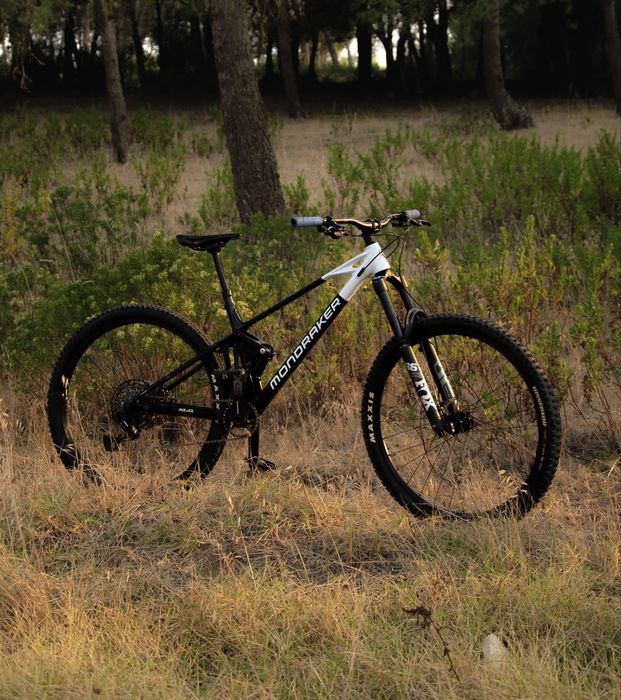 Mondraker Raze 2023