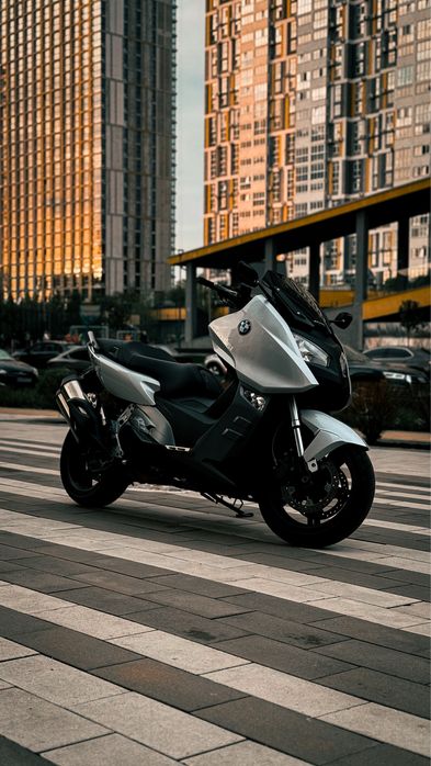 BMW C600 Sport макси-скутер