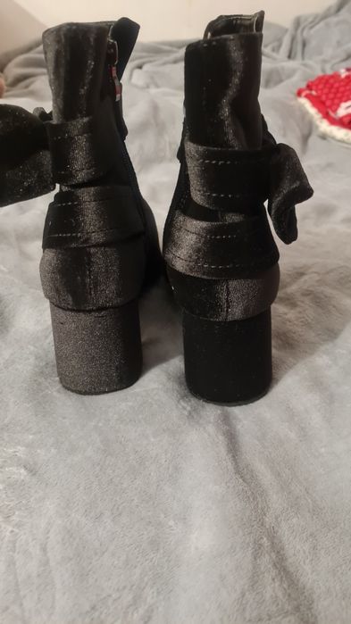 Aksamitne botki damskie r.41 nowe