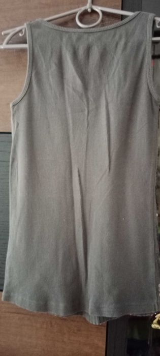 Top damski z cekinami