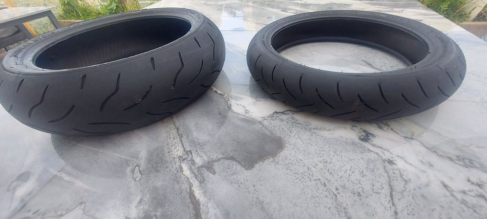 Pneus Brigestone Battlax bt016f 120/70zr17m e bt016r 190/50/17mc