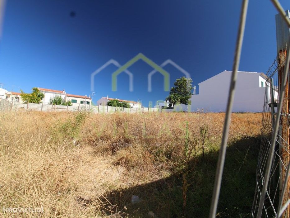Lote de Moradia na Quinta da Palmeira, Quelfes