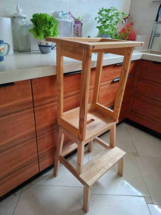 Kitchen helper handmade do małej kuchni, pomocnik kuchenny dla dziecka