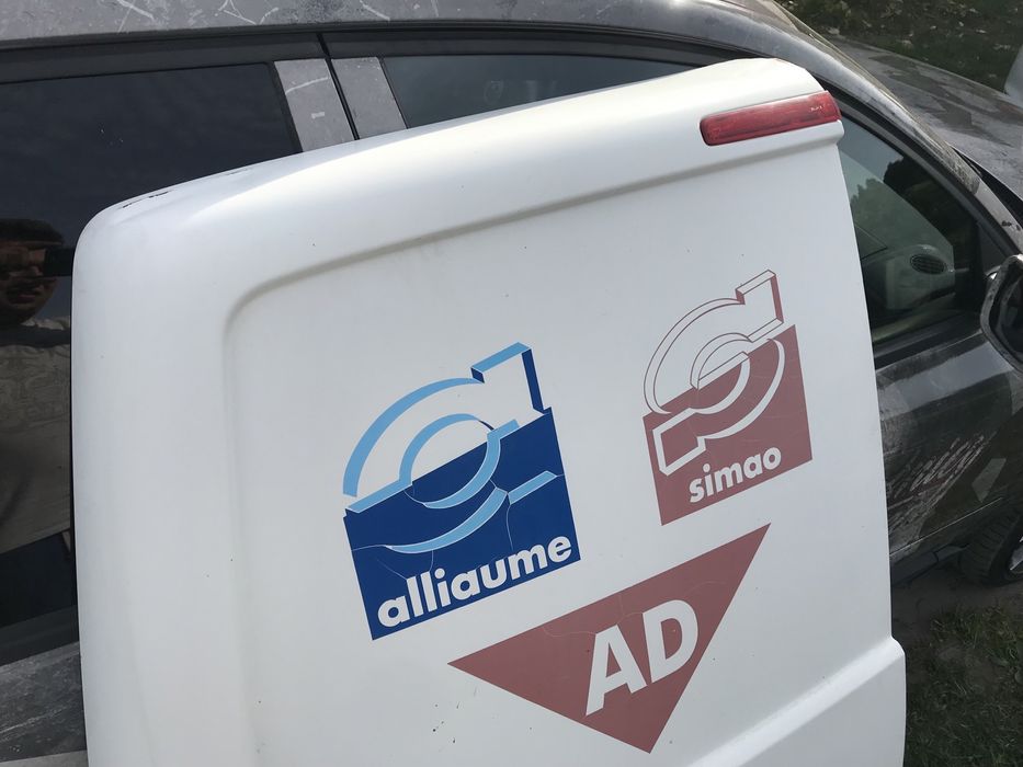 Lewe drzwi skrzydełka volkswagen t5