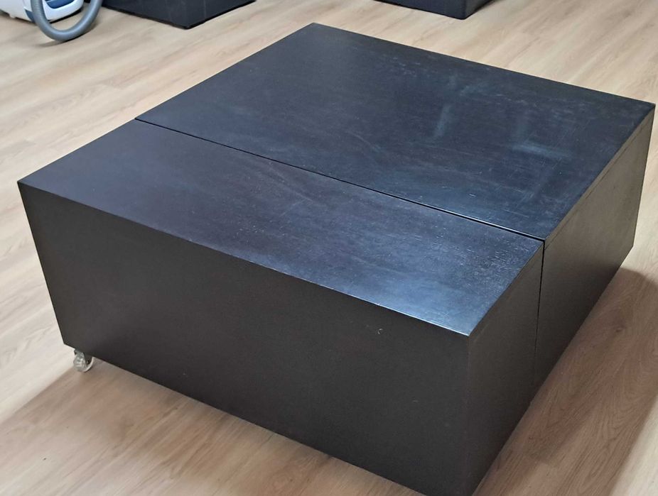 Mesa de centro / Baú em madeira wengué