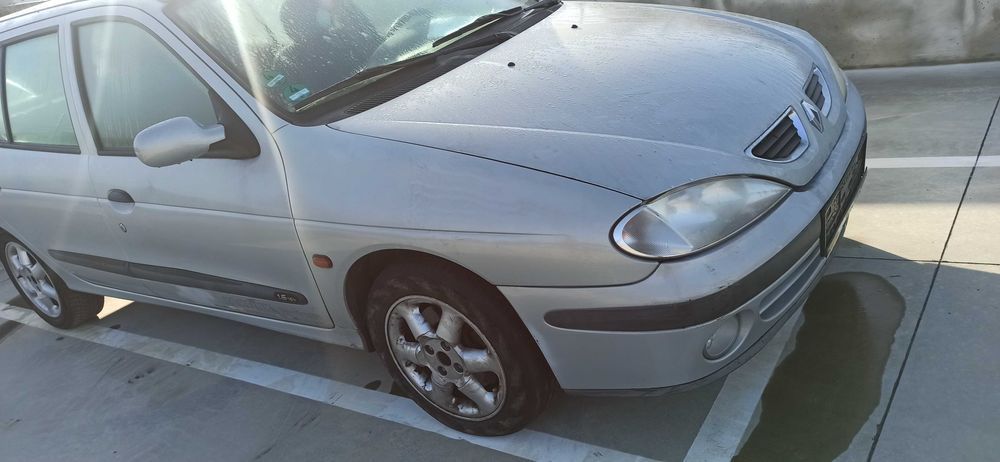 Renaul Megane para Peças