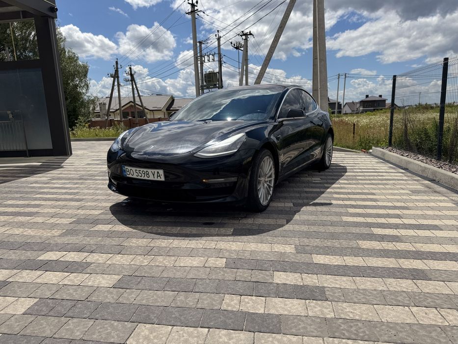 Tesla Model 3 Long Range 75 кВт