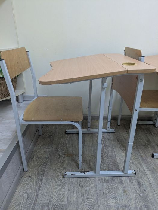 Дитячі парти, столики , шафи,