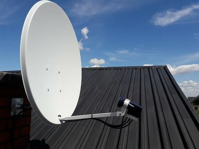 Ustawianie i montaż anten satelitarnych.