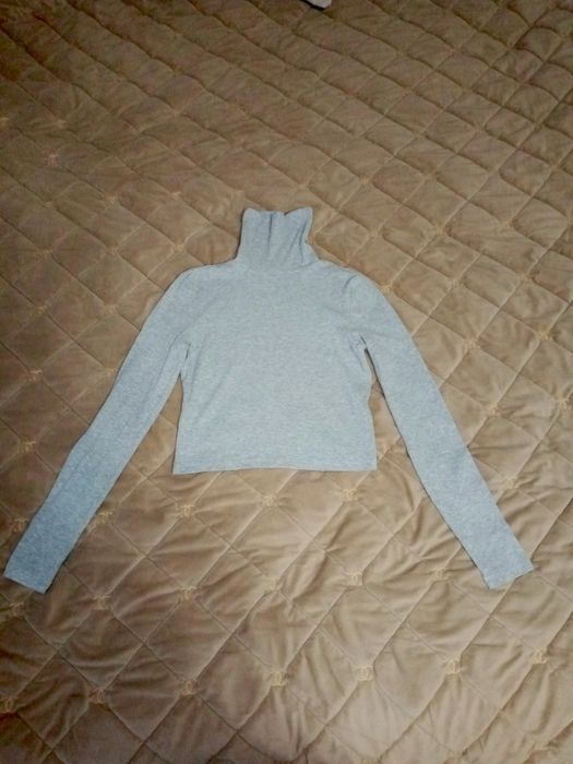 Сірий светр, розмір S-M