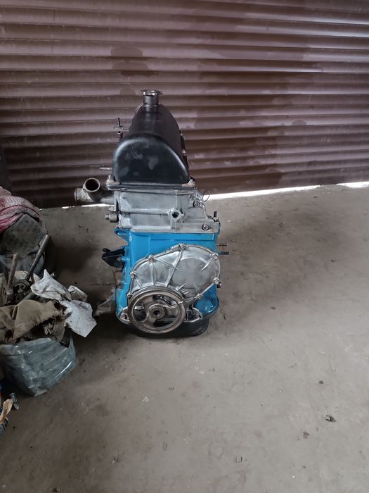 Продам мотор 03 1,5