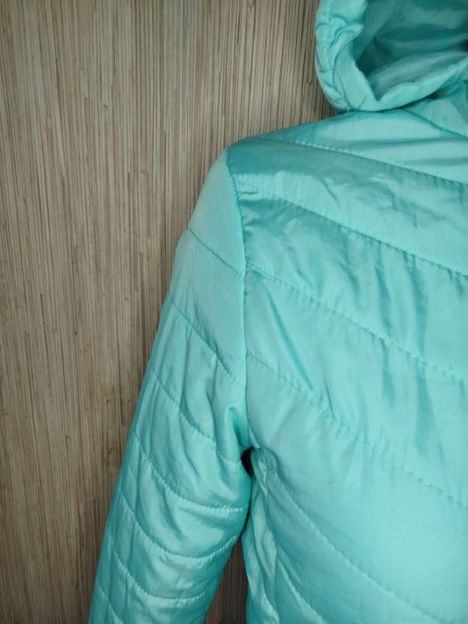 Seledynowa turkusowa kurtka jesienna damska z kapturem lekka 36 S