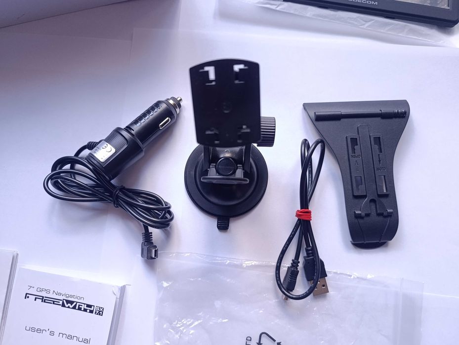GPS навигатор Modecom FreeWAY SX 7.1 (NAV-FREEWAYSX71-MF-EU)