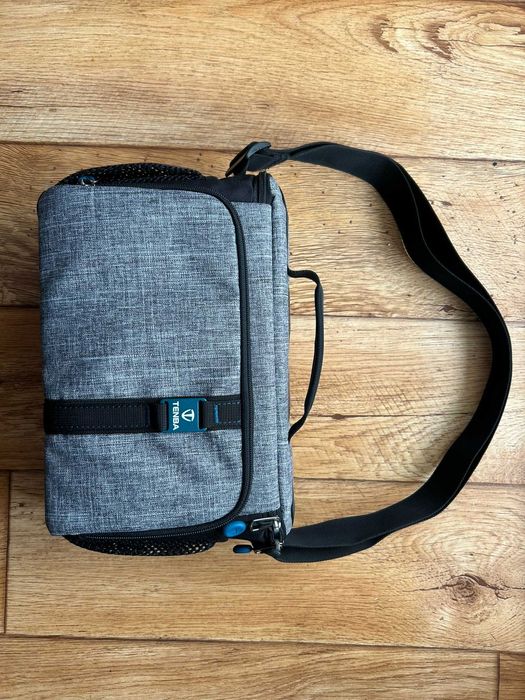 Torba fotograficzna TENBA Skyline 10 Shoulder Bag Szara
