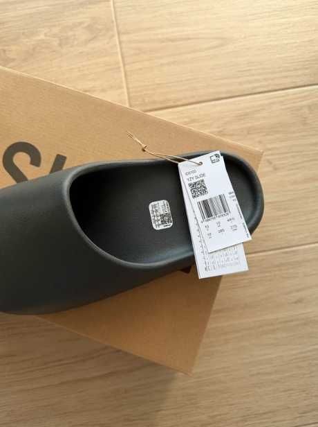 Adidas Yeezy Slide Onyx R.40