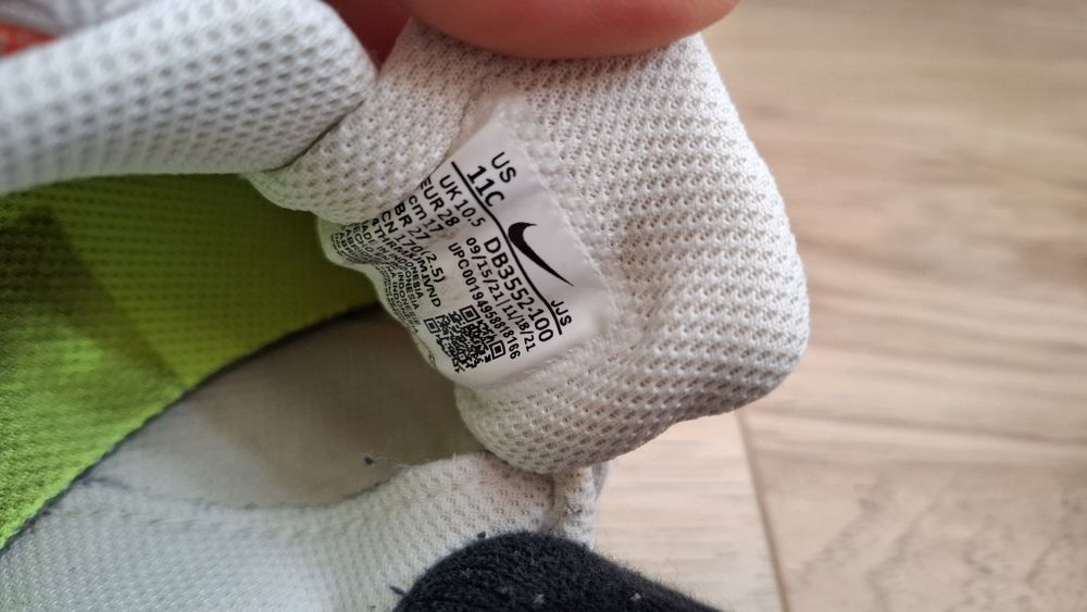 Buty sportowe Nike Crater Impact 28 rozm.