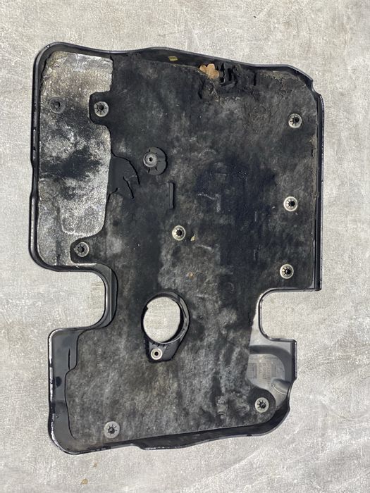 Декоративна Накладка Ford Focus 2 Кришка Мотора Форд Фокус 2 Дизель