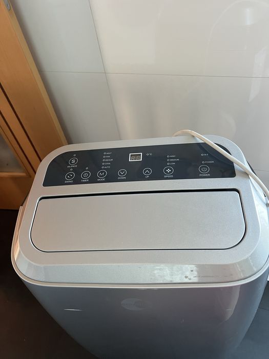 Ar condicionado portatil Equation 20 mts2 14000 btu