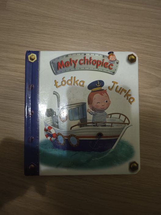 Łódka Jurka Mały chłopiec